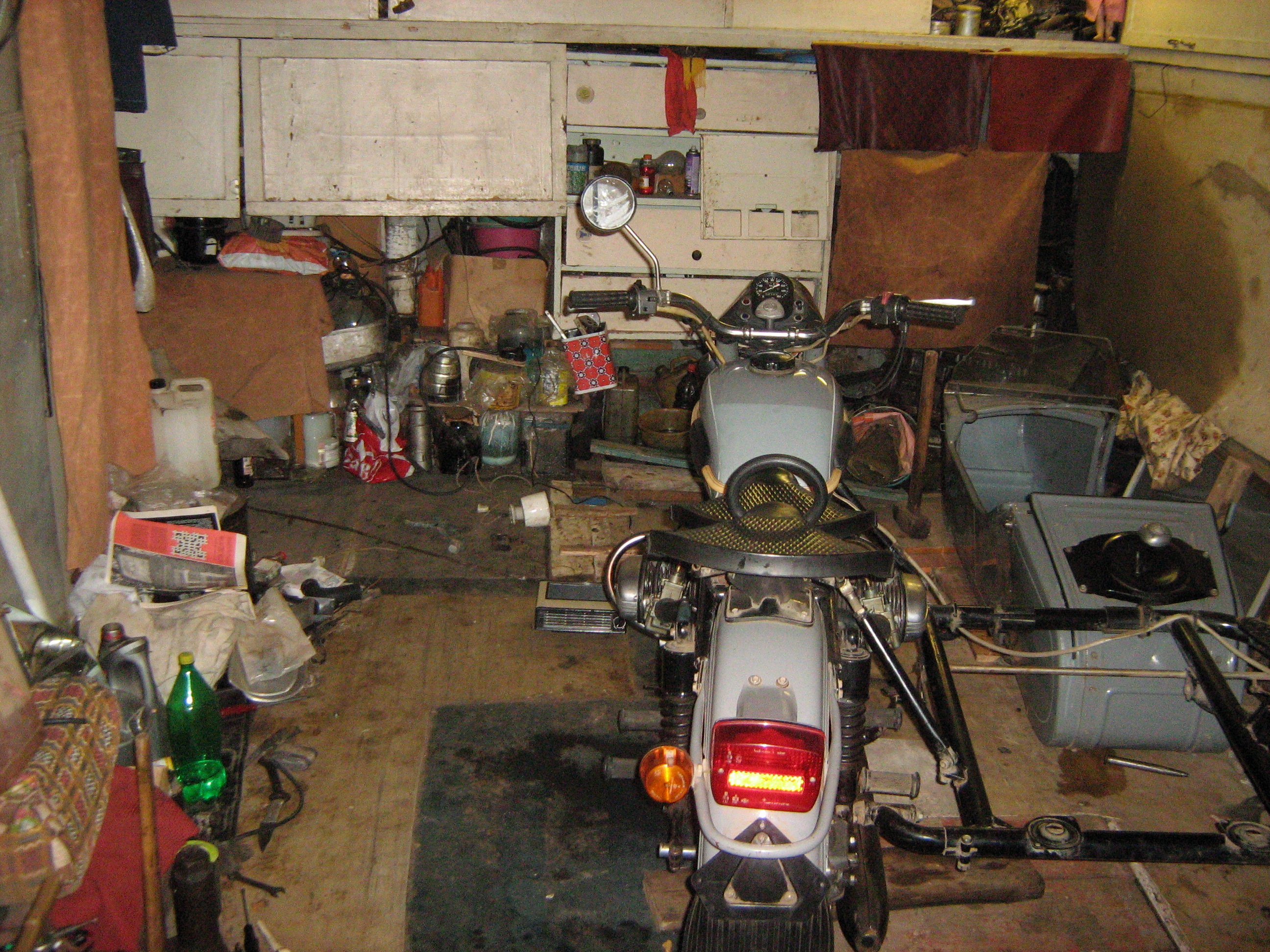 http://server-cs-zom.ucoz.com/URAL/GARAZ/IMG_4598.jpg